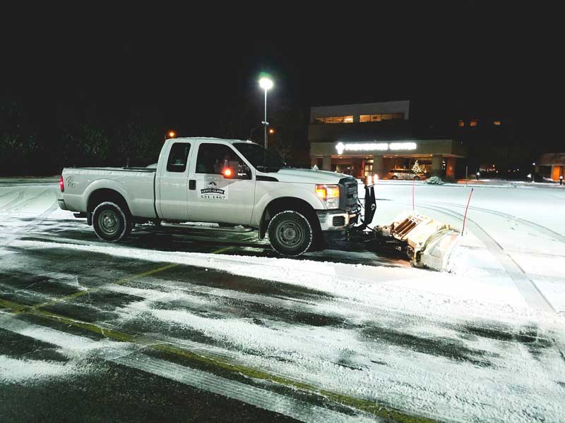 Professional Commercial Snow Removal Service